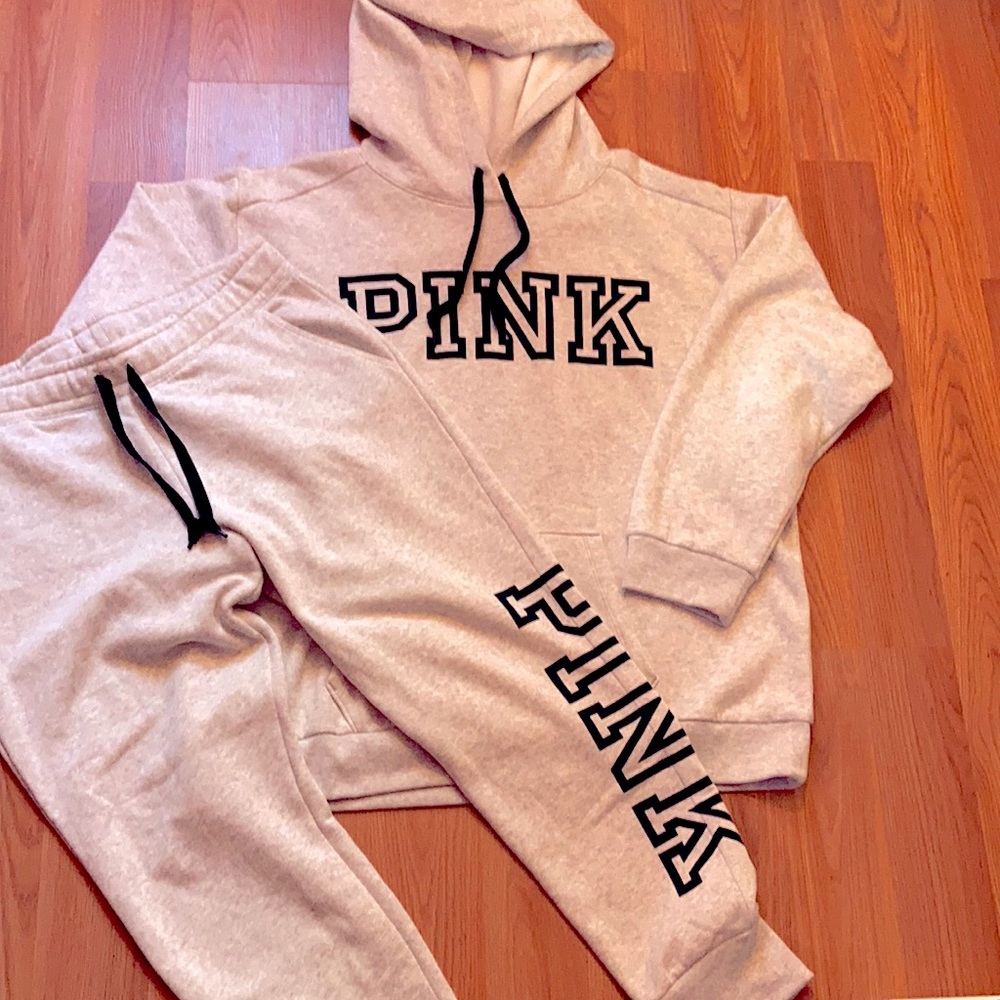 VS PINK EVERYDAY LOUNGE SET